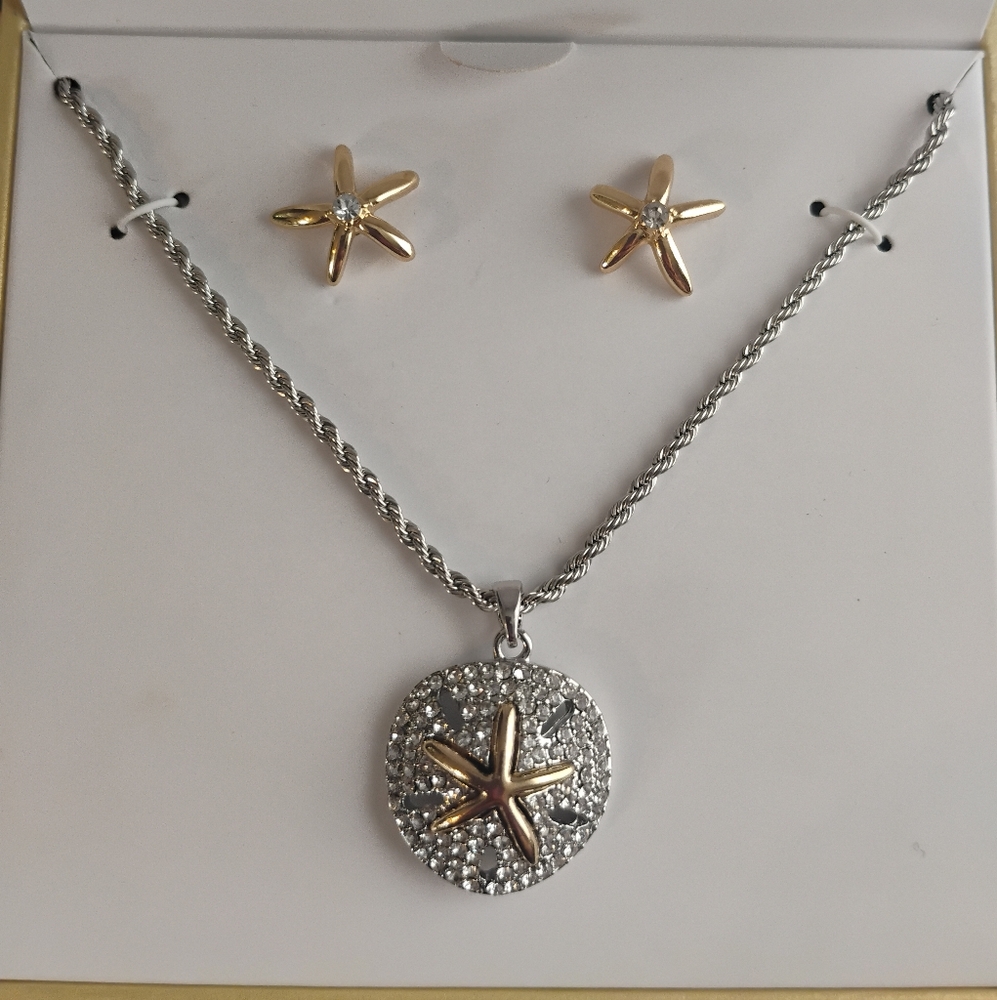 Starfish Pendant and Earring Set in Silver and Gold